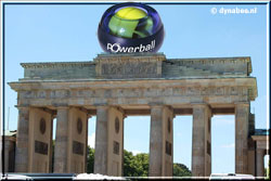 powerball blue in Berlijn op de Brandenburger Tor